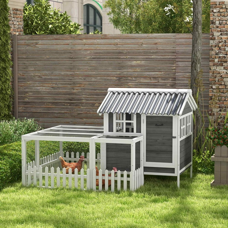 Lovely Wooden Chicken Coop with Run